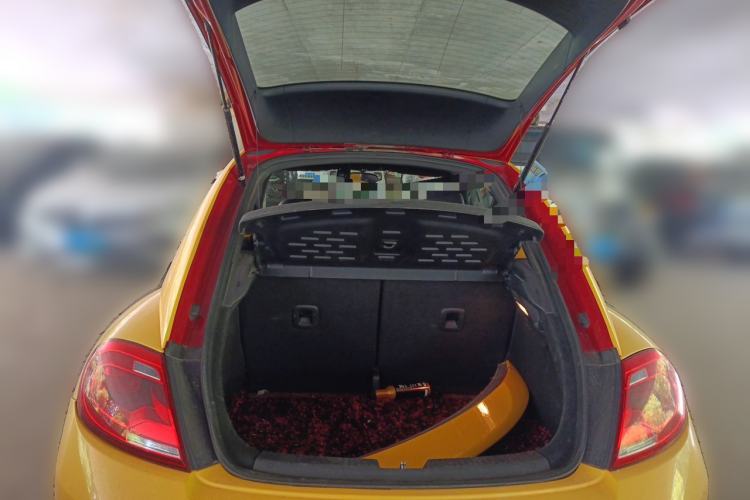 Used Volkswagen Beetle 2013 1.2TSI Comfort Model Trunk