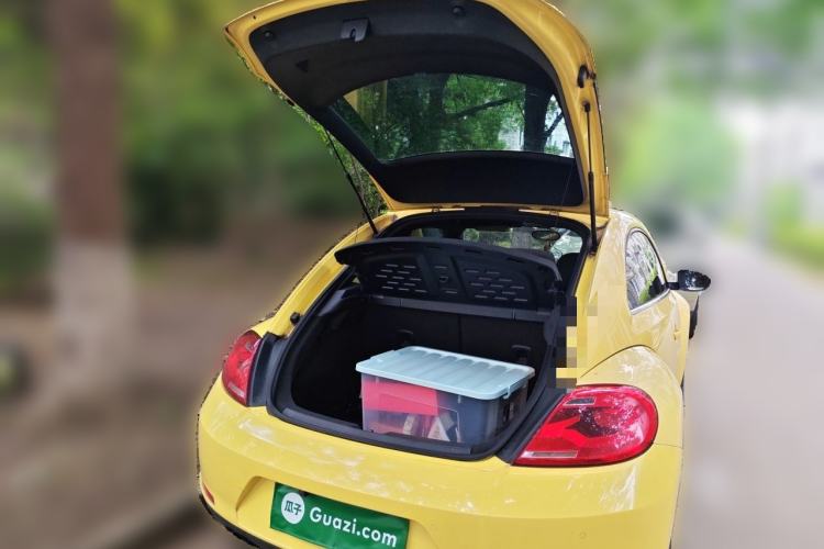 Used Volkswagen Beetle 2013 1.4TSI Fashion Edition Trunk