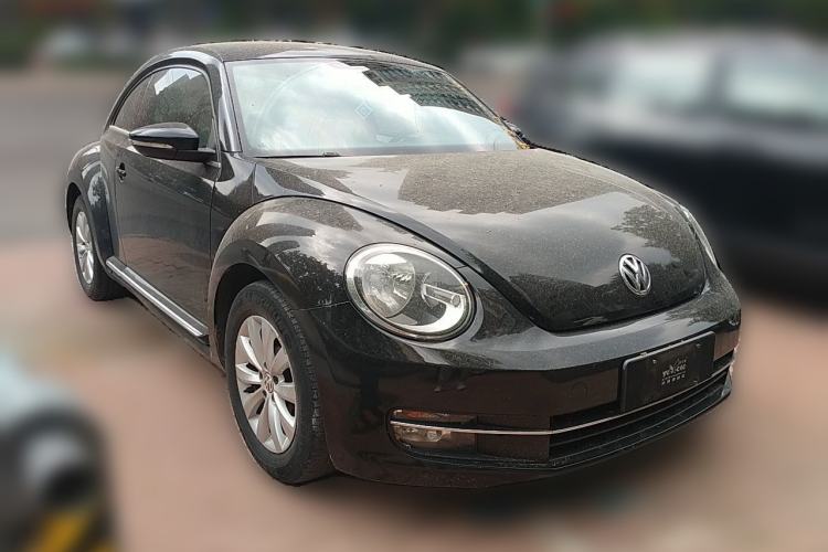 Used Volkswagen Beetle 2014 1.4TSI Fashion Edition Front Right 45 Deg