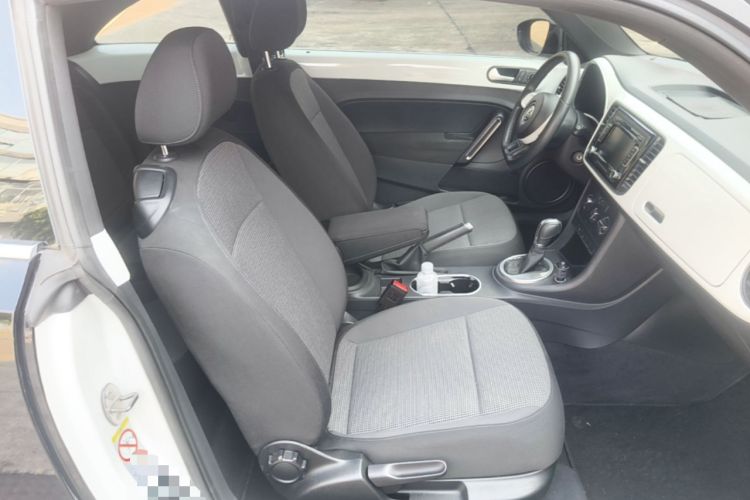 Used Volkswagen Beetle 2014 1.2TSI Fashion Edition Right Front Seat