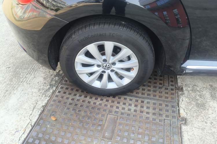 Used Volkswagen Beetle 2014 1.2TSI Fashion Edition Right Rear Wheel Hub