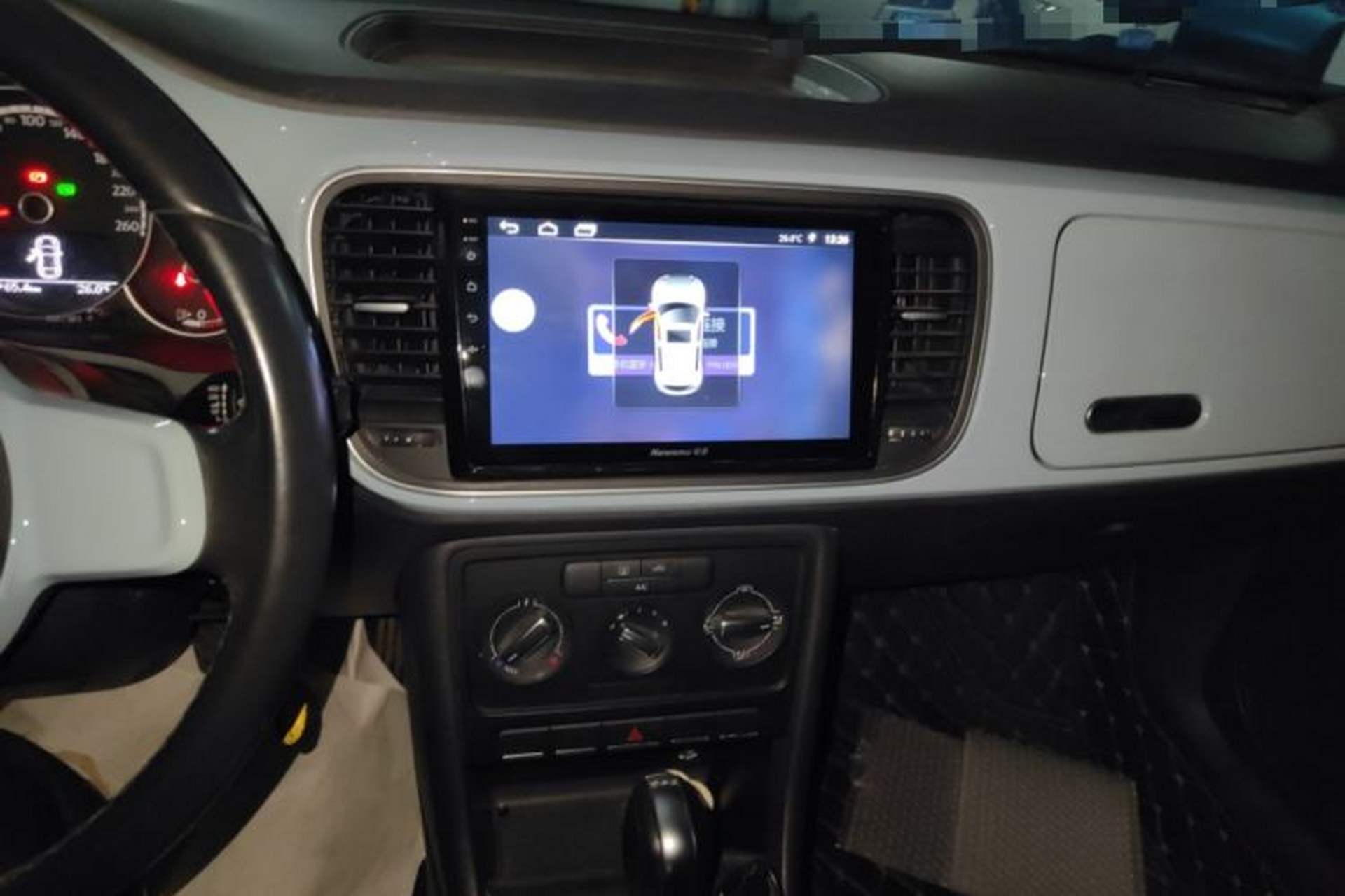 Used Volkswagen Beetle 2014 1.2TSI Fashion Edition Audio And AC Panel