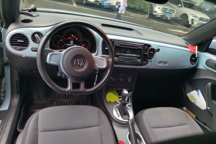Used Volkswagen Beetle 2014 1.2TSI Fashion Edition Center Console