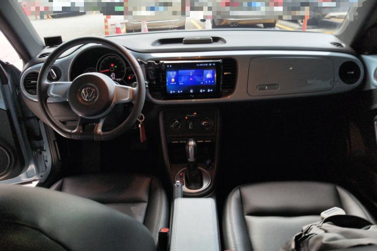 Used Volkswagen Beetle 2014 1.4TSI Fashion Edition Center Console