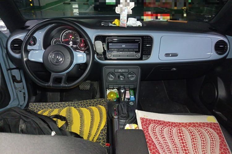 Used Volkswagen Beetle 2014 1.4TSI Fashion Edition Center Console