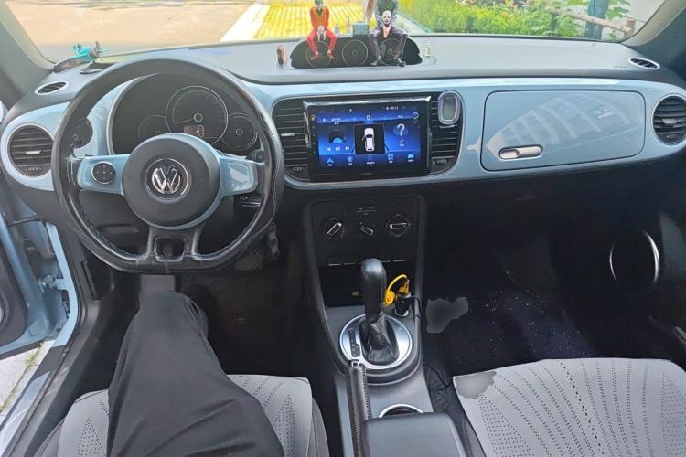 Used Volkswagen Beetle 2014 1.2TSI Fashion Edition Center Console