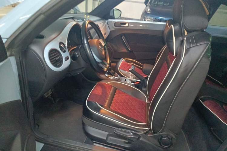 Used Volkswagen Beetle 2014 1.4TSI Comfort Model Driver Seat