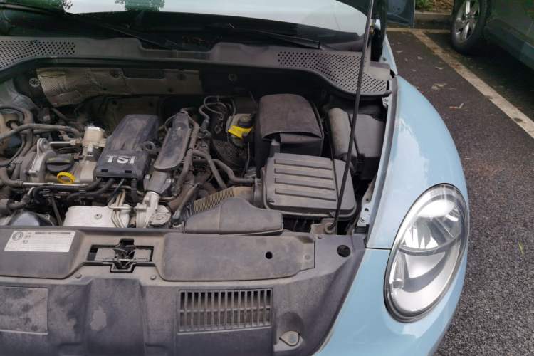 Used Volkswagen Beetle 2014 1.2TSI Fashion Edition Engine Bay Left
