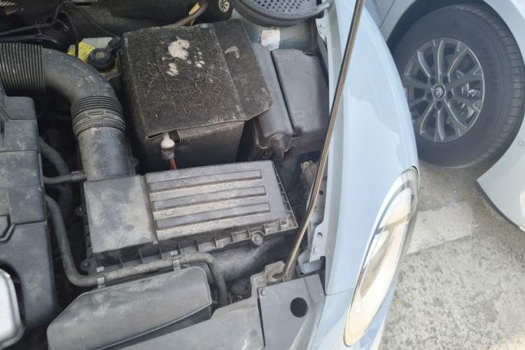 Used Volkswagen Beetle 2014 1.4TSI Fashion Edition Engine Bay Left