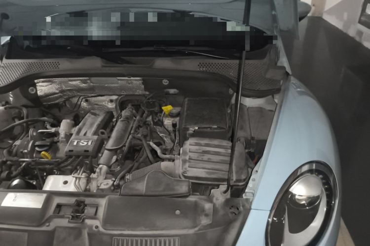 Used Volkswagen Beetle 2014 1.2TSI Comfort Model Engine Bay Left