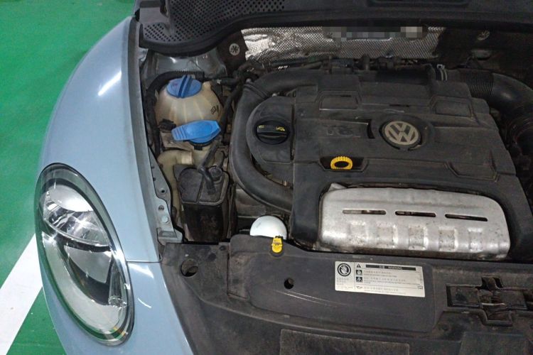 Used Volkswagen Beetle 2014 1.4TSI Fashion Edition Engine Bay Right