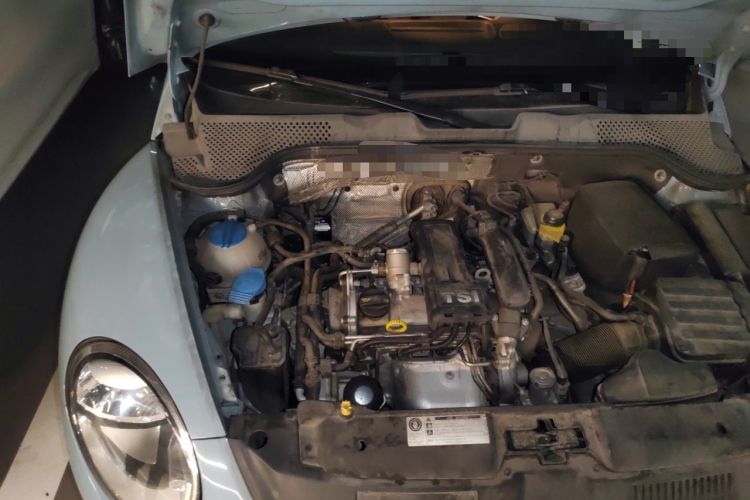 Used Volkswagen Beetle 2014 1.2TSI Fashion Edition Engine Bay Right