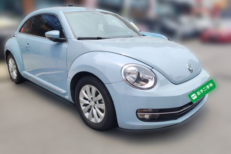 Used Volkswagen Beetle 2014 1.2TSI Fashion Edition Front Right 45 Deg