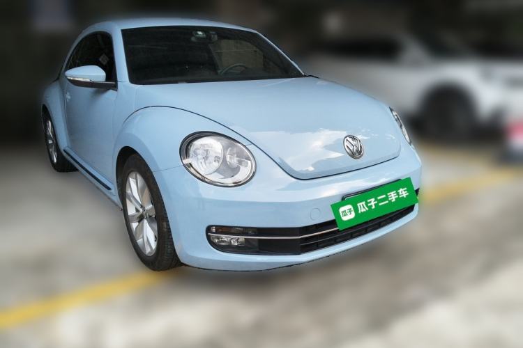 Used Volkswagen Beetle 2014 1.4TSI Fashion Edition Front Right 45 Deg