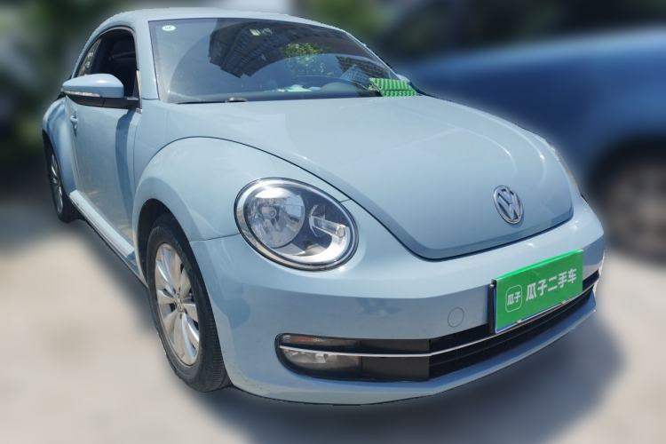 Used Volkswagen Beetle 2014 1.2TSI Fashion Edition Front Right 45 Deg