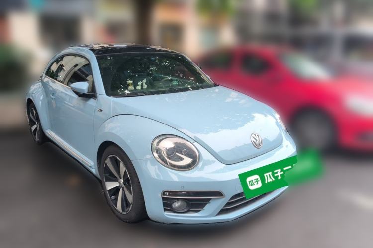 Used Volkswagen Beetle 2014 1.4TSI R-Line Front Right 45 Deg