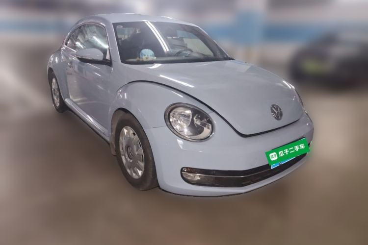 Used Volkswagen Beetle 2014 1.4TSI Fashion Edition Front Right 45 Deg