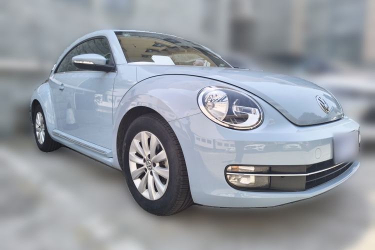 Used Volkswagen Beetle 2014 1.4TSI Fashion Edition Front Right 45 Deg