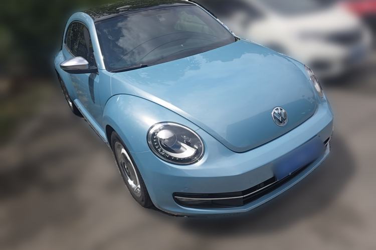 Used Volkswagen Beetle 2014 1.2TSI Comfort Model Front Right 45 Deg