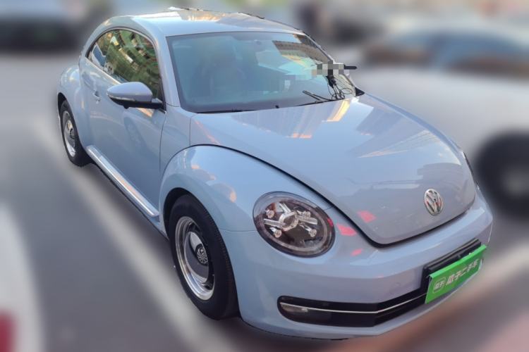 Used Volkswagen Beetle 2014 1.4TSI Fashion Edition Front Right 45 Deg