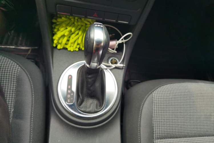 Used Volkswagen Beetle 2014 1.2TSI Fashion Edition Gear Lever