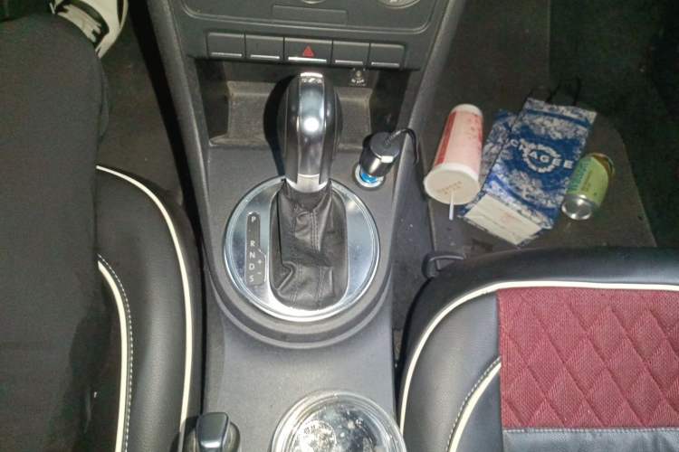 Used Volkswagen Beetle 2014 1.4TSI Comfort Model Gear Lever