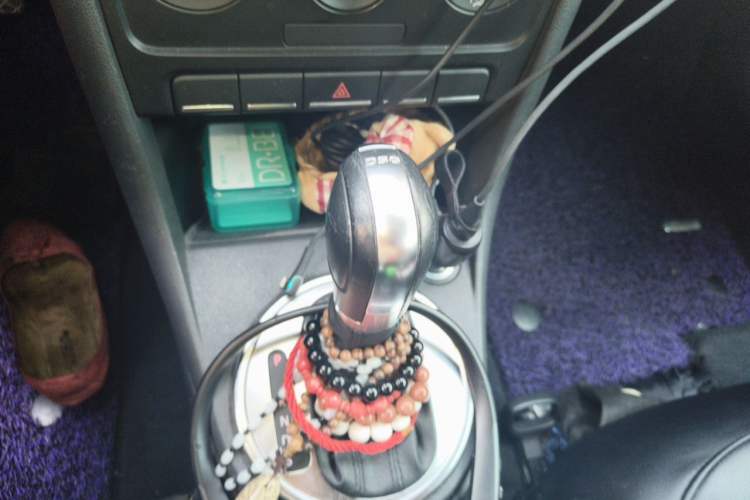 Used Volkswagen Beetle 2014 1.4TSI Fashion Edition Gear Lever