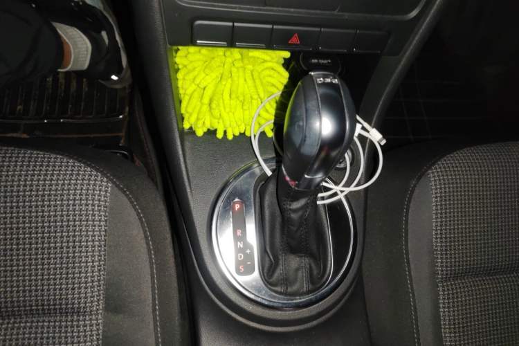 Used Volkswagen Beetle 2014 1.2TSI Fashion Edition Gear Lever