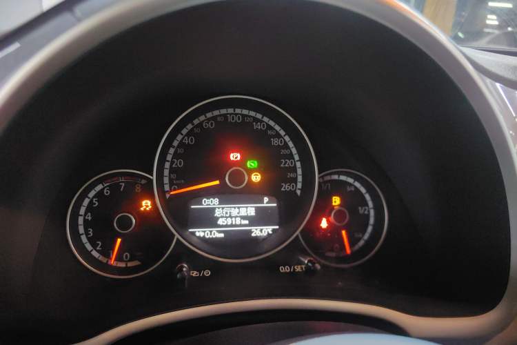 Used Volkswagen Beetle 2014 1.4TSI Fashion Edition Instrument Cluster