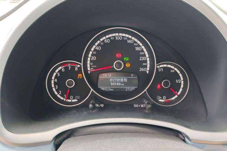 Used Volkswagen Beetle 2014 1.2TSI Fashion Edition Instrument Cluster