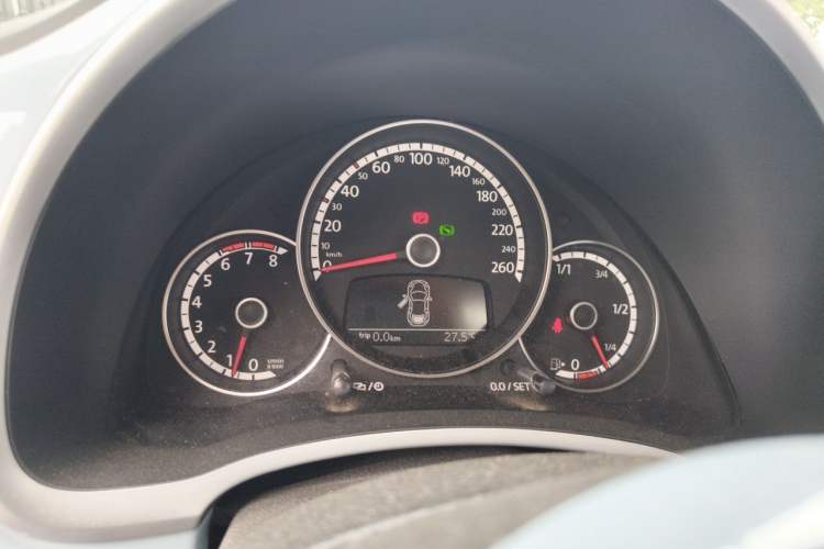 Used Volkswagen Beetle  Instrument Cluster