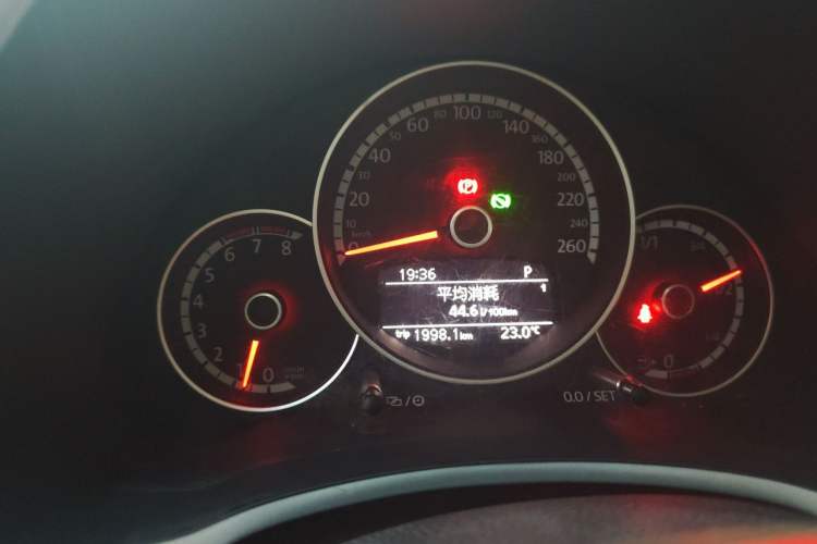 Used Volkswagen Beetle 2014 1.2TSI Fashion Edition Instrument Cluster