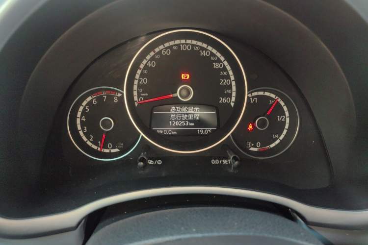 Used Volkswagen Beetle 2014 1.2TSI Fashion Edition Instrument Cluster