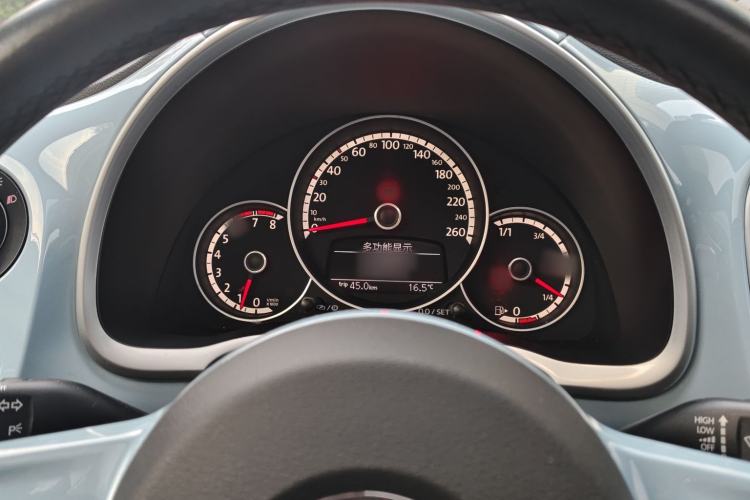 Used Volkswagen Beetle 2014 1.2TSI Comfort Model Interior 3