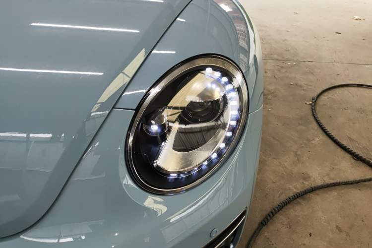 Used Volkswagen Beetle 2014 1.4TSI Fashion Edition Left Front Headlight