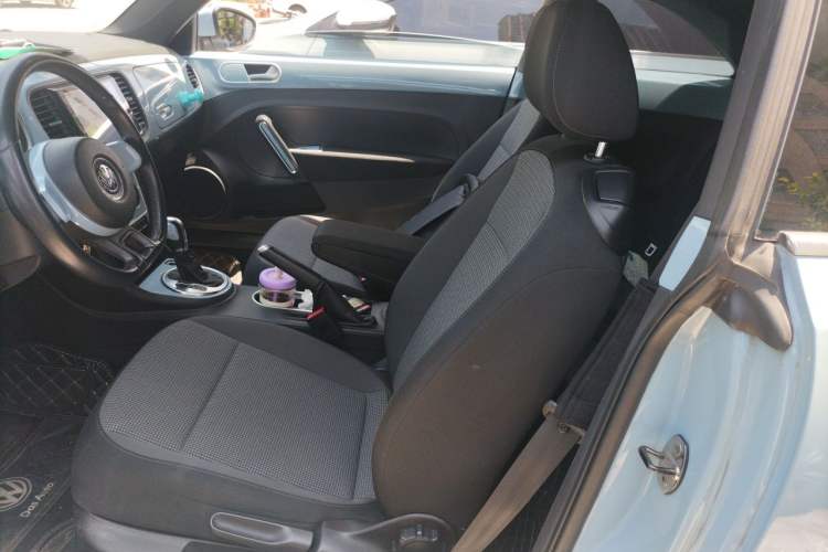 Used Volkswagen Beetle 2014 1.2TSI Fashion Edition Left Front Seat