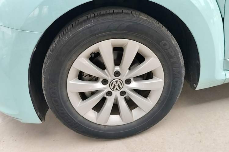 Used Volkswagen Beetle 2014 1.2TSI Fashion Edition Left Front Wheel Hub
