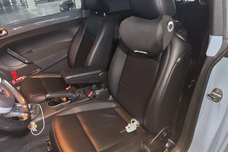 Used Volkswagen Beetle 2014 1.4TSI Fashion Edition Left Rear Seat