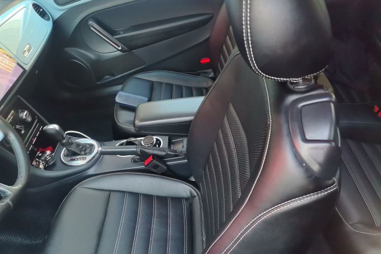 Used Volkswagen Beetle 2014 1.4TSI Fashion Edition Left Rear Seat