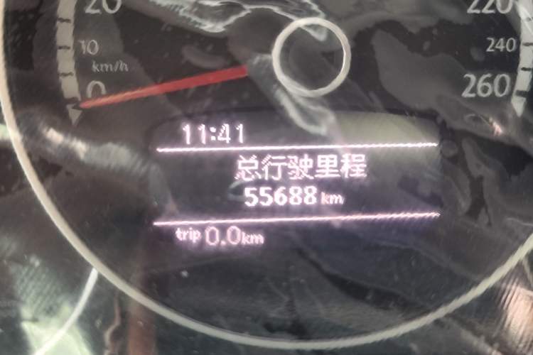 Used Volkswagen Beetle 2014 1.4TSI Fashion Edition Odometer Close Up