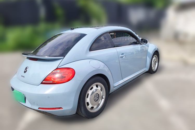 Used Volkswagen Beetle  Rear Right 45 Deg