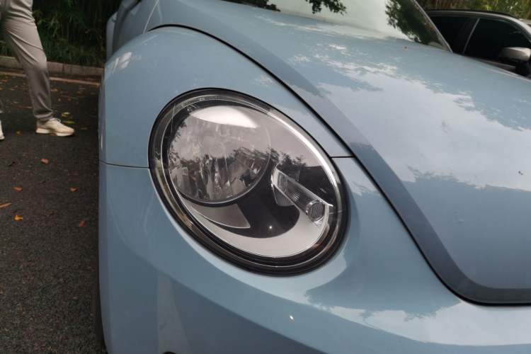 Used Volkswagen Beetle 2014 1.2TSI Fashion Edition Right Front Headlight