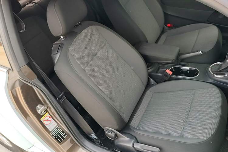 Used Volkswagen Beetle 2014 1.2TSI Fashion Edition Right Front Seat