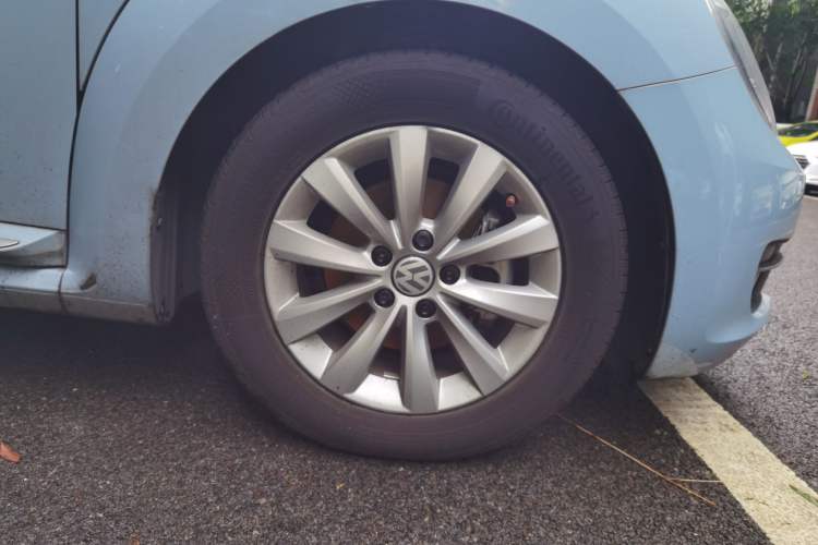 Used Volkswagen Beetle 2014 1.2TSI Fashion Edition Right Front Wheel Hub