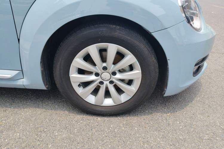 Used Volkswagen Beetle 2014 1.2TSI Fashion Edition Right Front Wheel Hub
