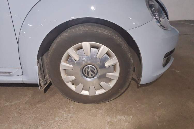 Used Volkswagen Beetle 2014 1.4TSI Fashion Edition Right Front Wheel Hub