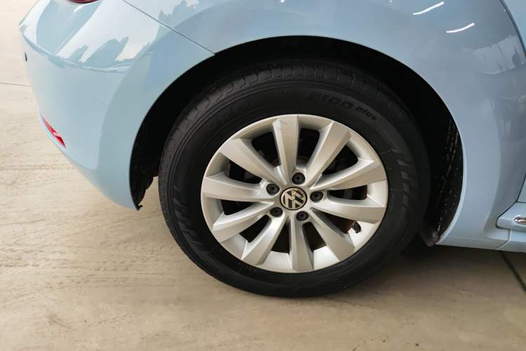 Used Volkswagen Beetle 2014 1.4TSI Fashion Edition Right Rear Wheel Hub