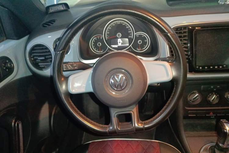 Used Volkswagen Beetle 2014 1.4TSI Comfort Model Steering Wheel
