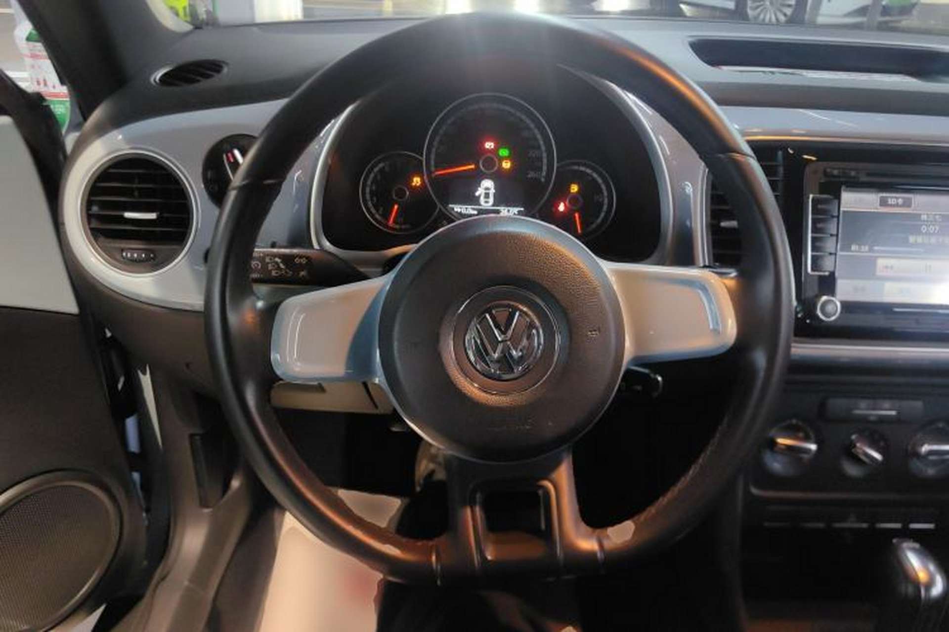 Used Volkswagen Beetle 2014 1.4TSI Fashion Edition Steering Wheel