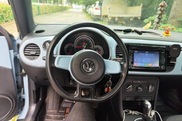Used Volkswagen Beetle 2014 1.4TSI Fashion Edition Steering Wheel